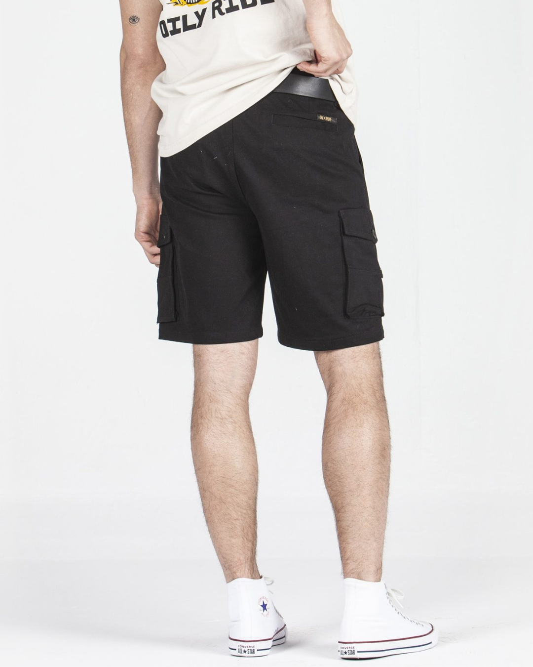 Bermuda Cargo para homem com bolsos laterais