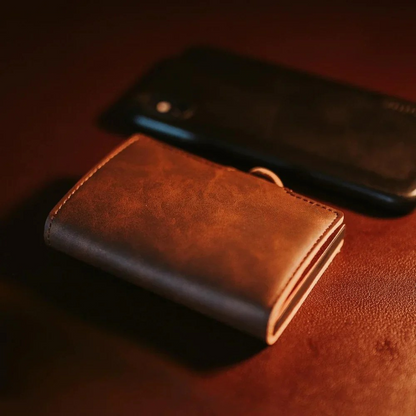 Carteira de Luxo com Proteção RFID e Design Compacto