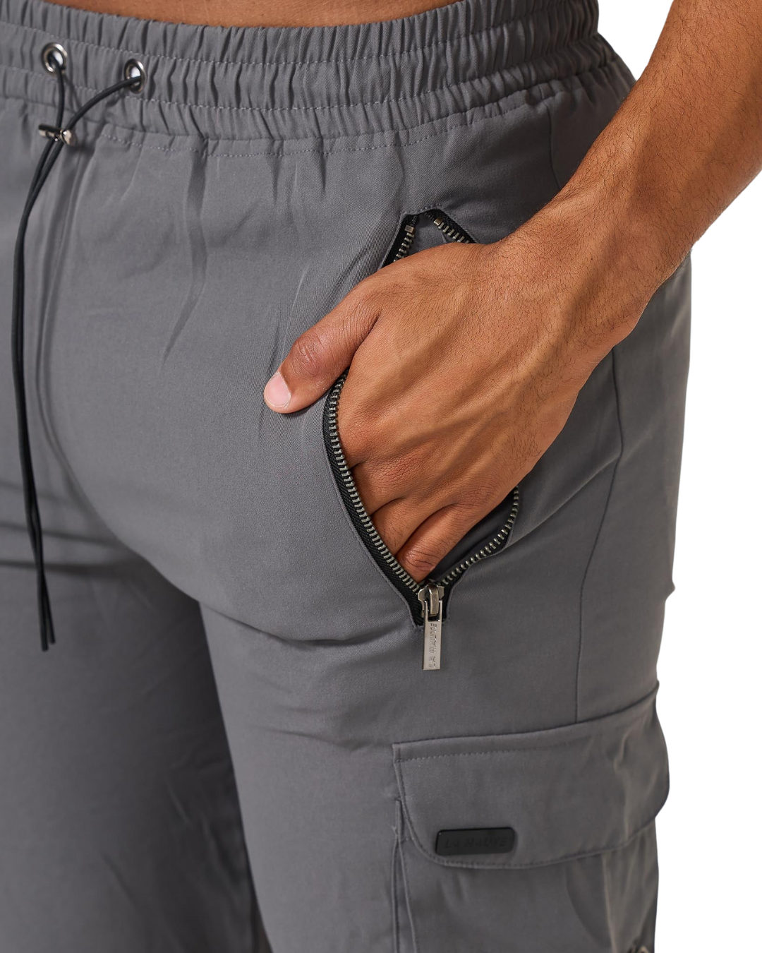 Calças Jogger com Bolsos de Carga e Cintura Ajustável com Cordão