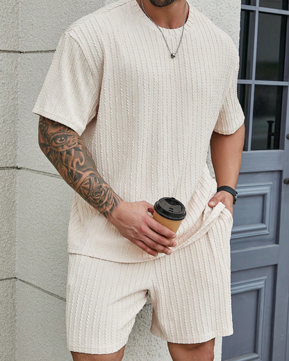 Conjunto casual de camisola de manga curta e calções para homem