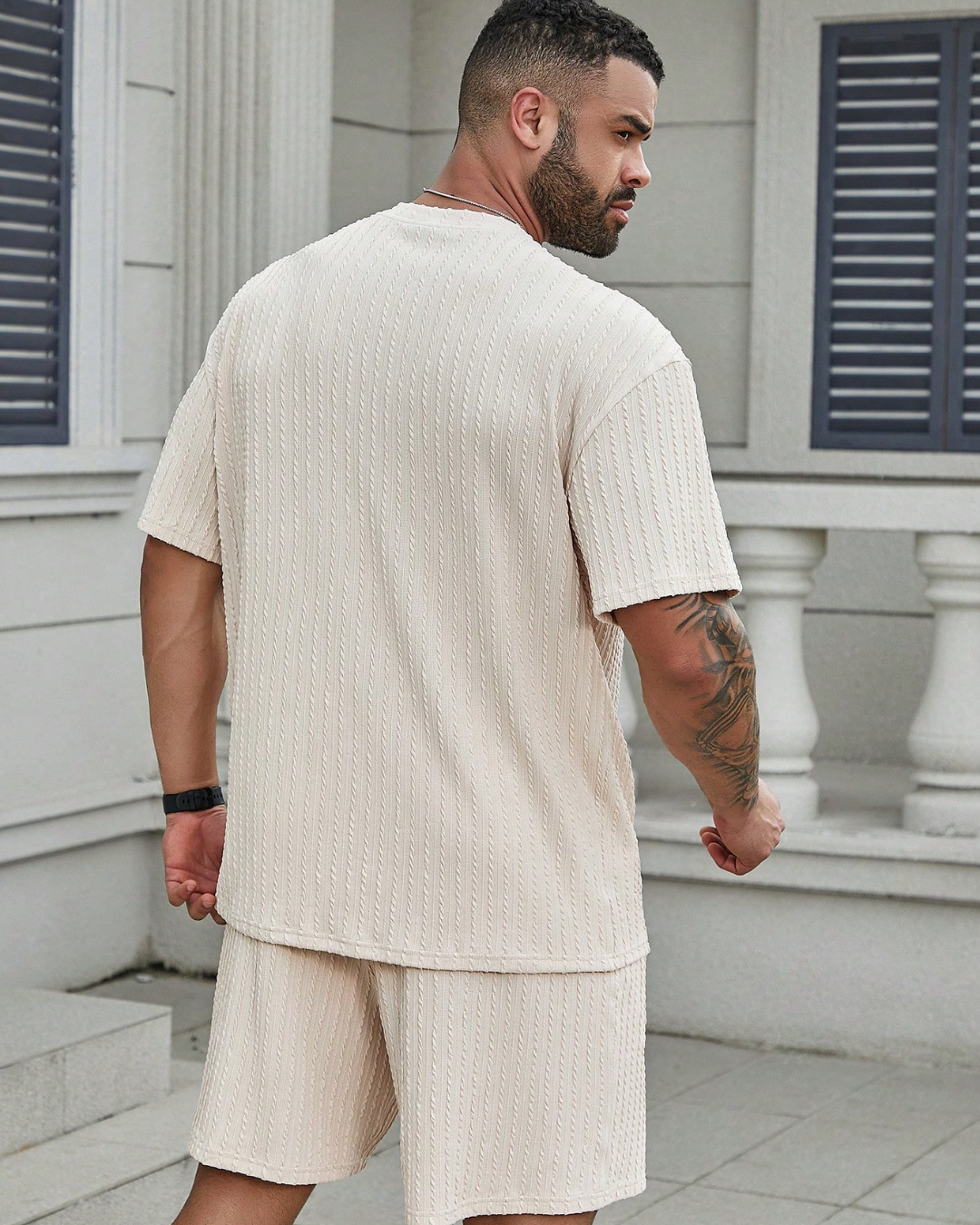 Conjunto casual de camisola de manga curta e calções para homem