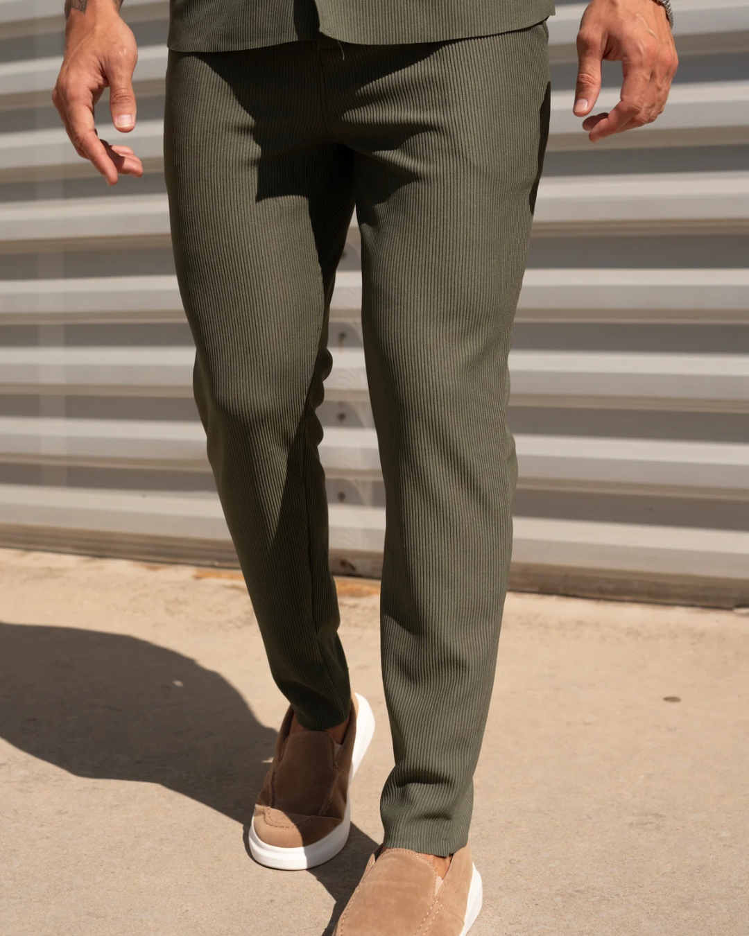 Conjunto de calças e camisola de manga curta casual para homem