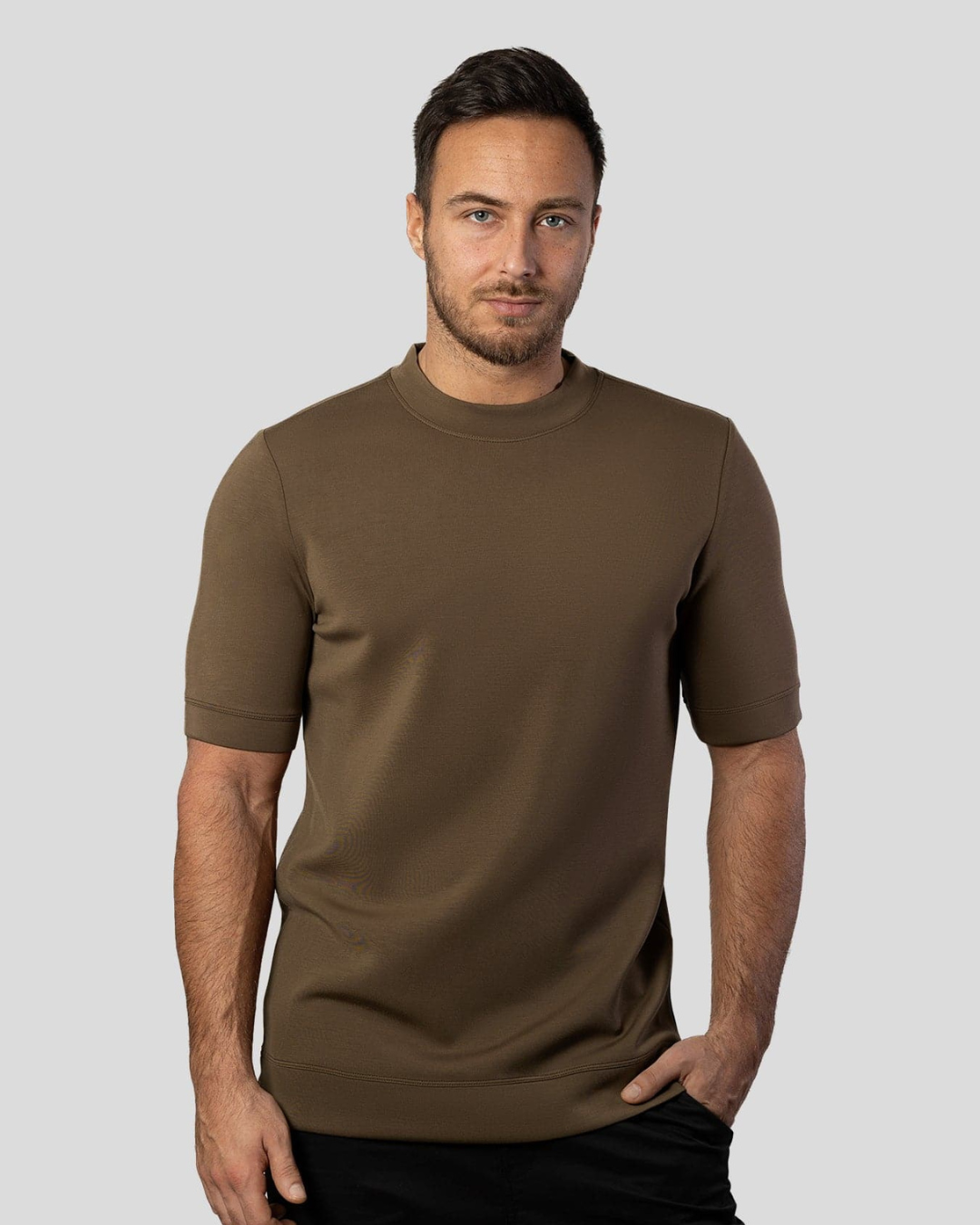 Camiseta de manga curta para homem em algodão