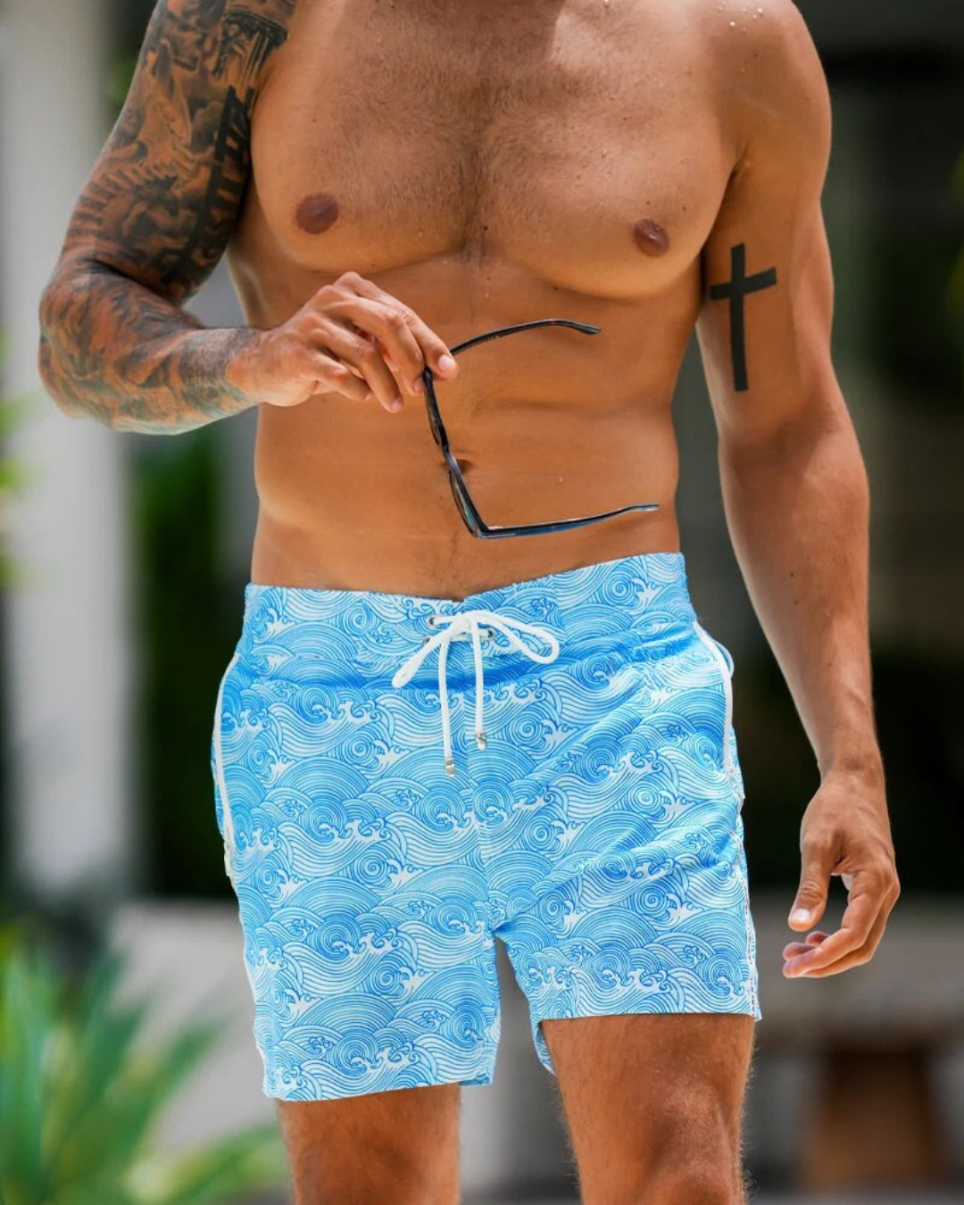 Bermudas de natação com forro resistente a riscos e cintura ajustável