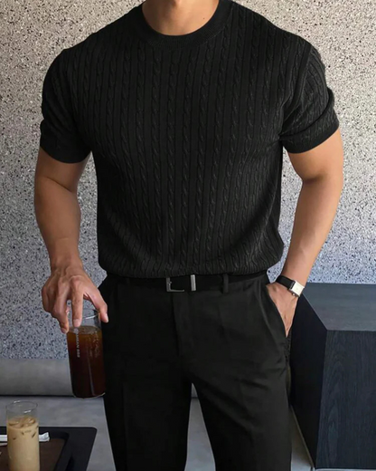 Camisa de manga curta com design respirável e estilo versátil