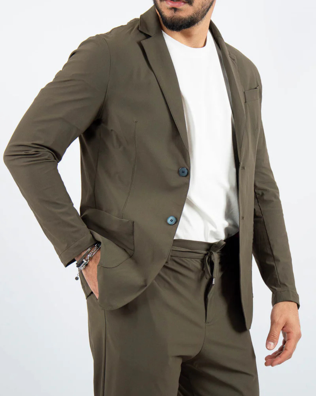 Fato Extra Leve “Sem Ferro” para Homem, com um Só Peito