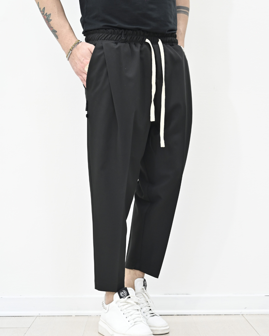 Calças Jogger Largas com Ajuste na Cintura