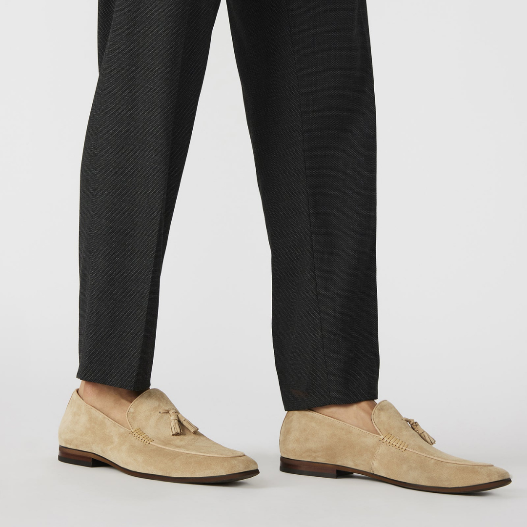 Calçado Estilo Clássico com um Toque Contemporâneo para Homen