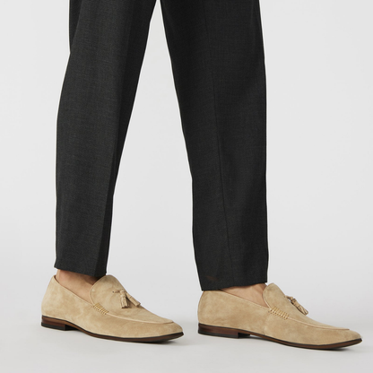 Calçado Estilo Clássico com um Toque Contemporâneo para Homen