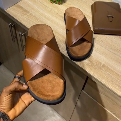Sandálias de couro com sola ortopédica para homem