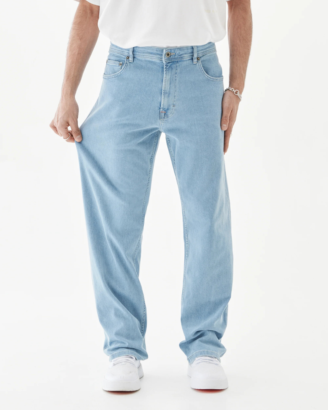 Calças de ganga clássicas de corte reto para homem