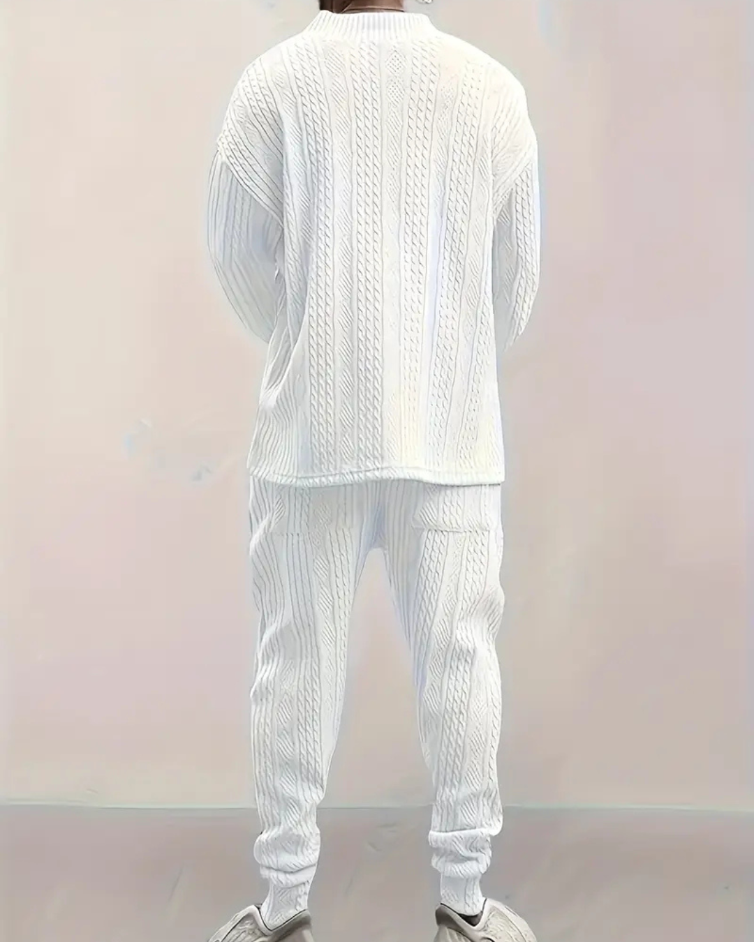 Conjunto de Duas Peças em Tecido com Textura Entrançada e Ajuste Confortável