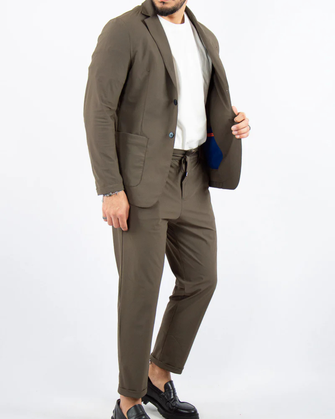 Fato Extra Leve “Sem Ferro” para Homem, com um Só Peito