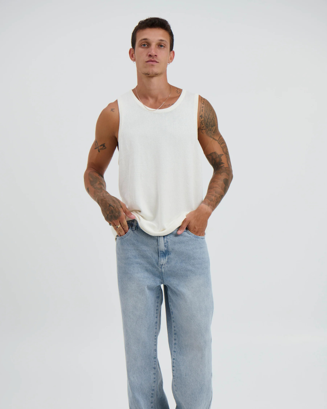 Camiseta de malha sem mangas para homem