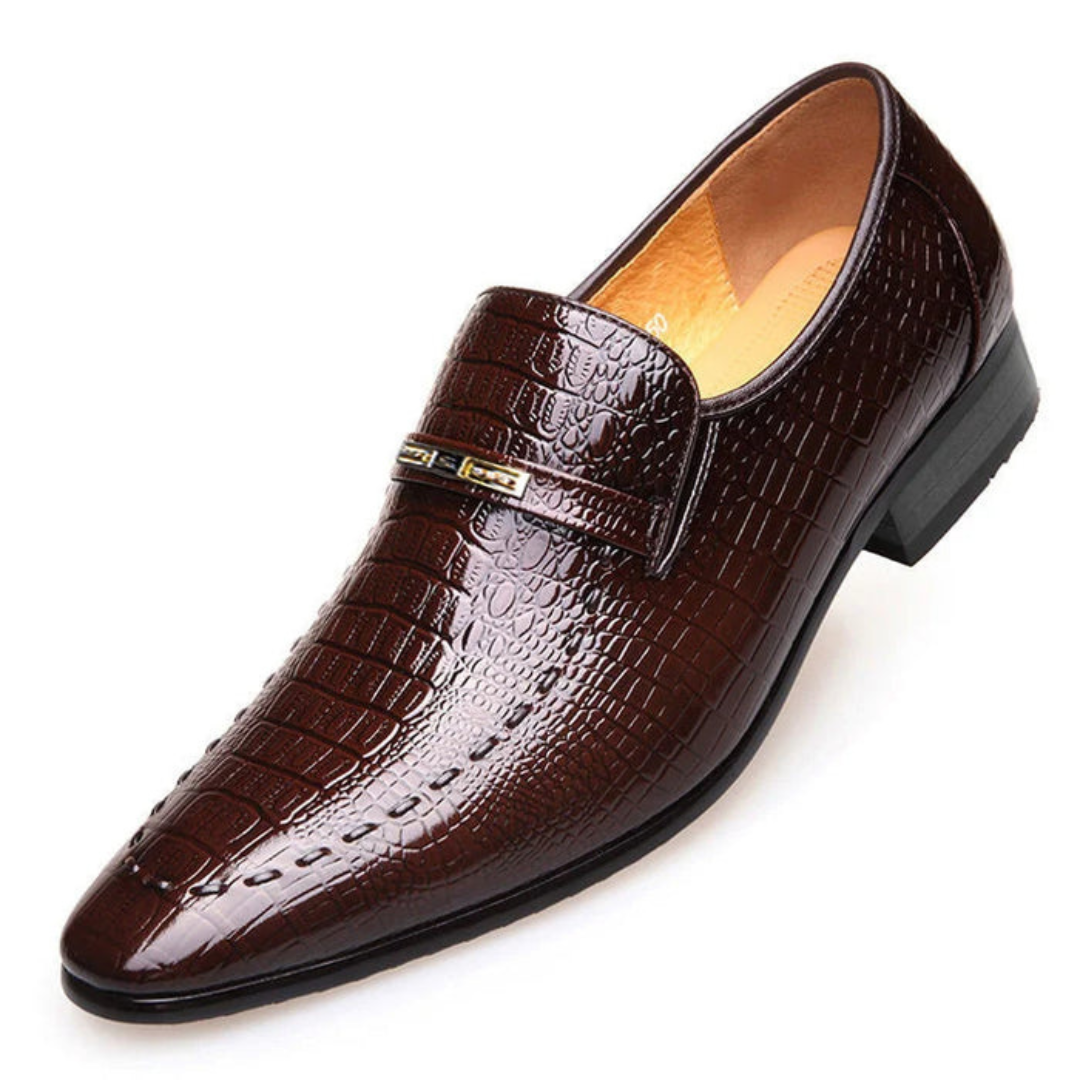 Mocassins Masculinos em Couro com Textura Rugosa