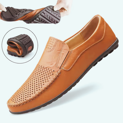 Mocassins casuais em pele com design respirável e sola ergonómica