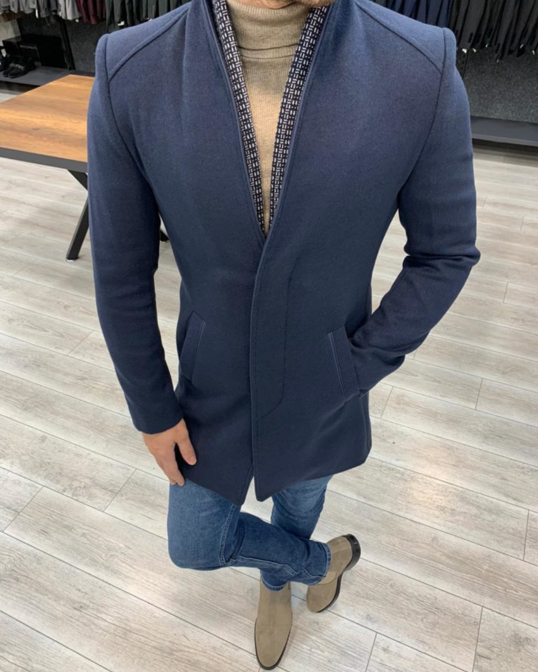 Casaco com um design moderno e um acabamento elegante para homem