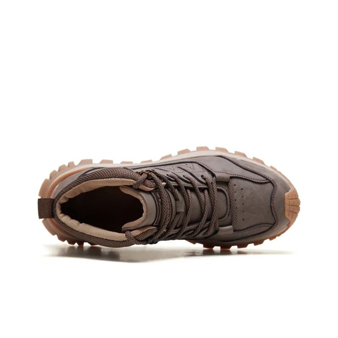 Botas estilo montanhista para homem com sola ergonómica