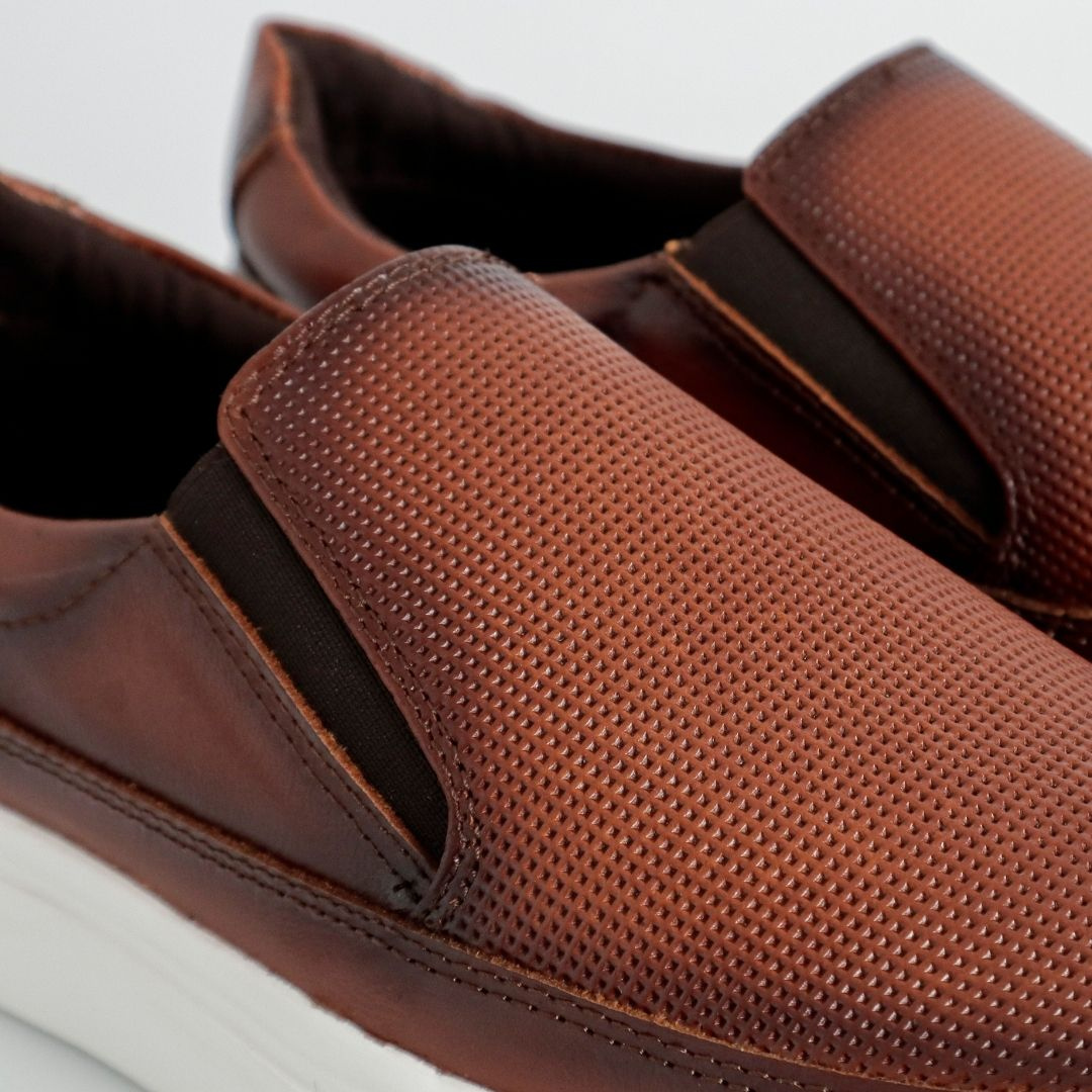 Sapatos mocassim de couro para homem com sola antiderrapante