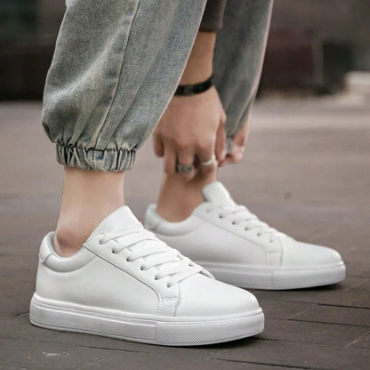 Sapatilhas Planas Brancas com Atacadores para Homem