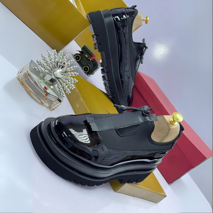 Sapatos casuais elegantes com fecho de correr adequados para homem