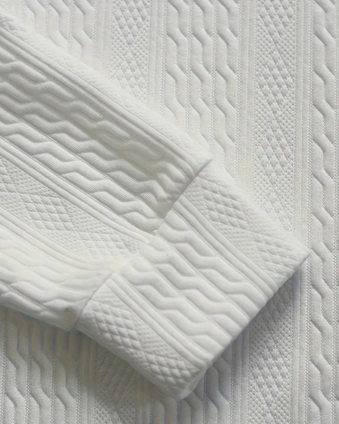 Conjunto de Duas Peças em Tecido com Textura Entrançada e Ajuste Confortável