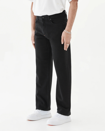 Calças de ganga clássicas de corte reto para homem