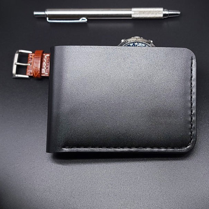 Carteira de Couro com Design Elegante e Costura Reforçada