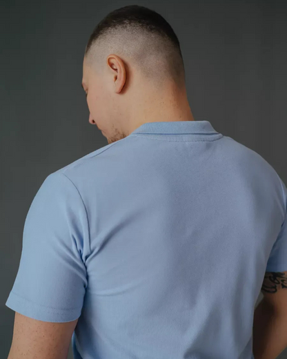 Pólo casual com tecido de linho