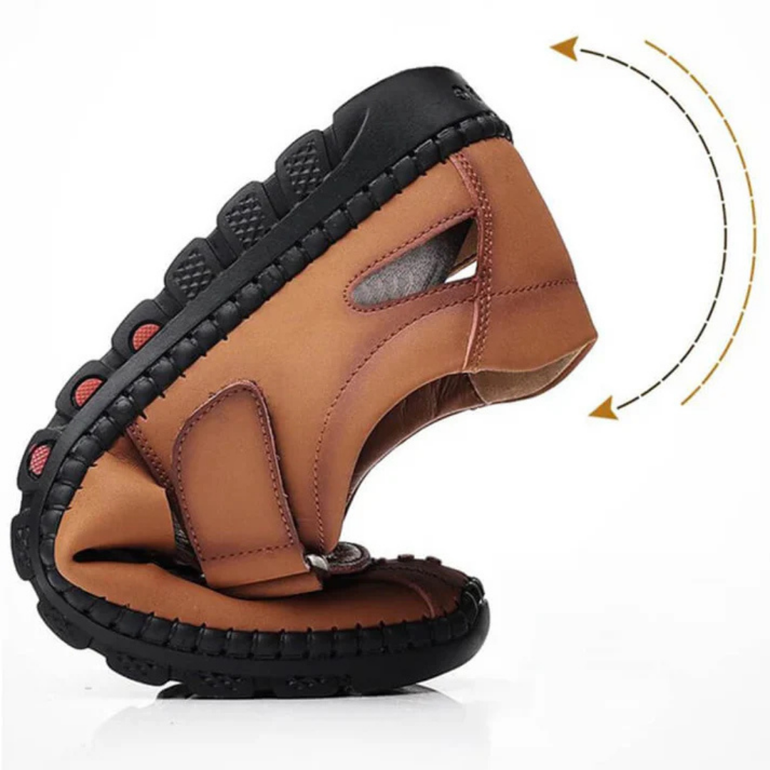 Sandálias Urbanas com Tiras Cruzadas e Estilo Contemporâneo