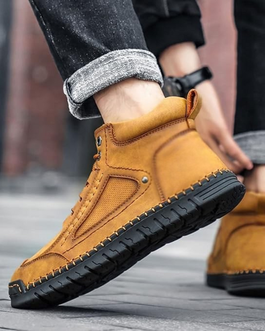 Bota Casual Masculina com Solado Antiderrapante e Detalhes Artesanais