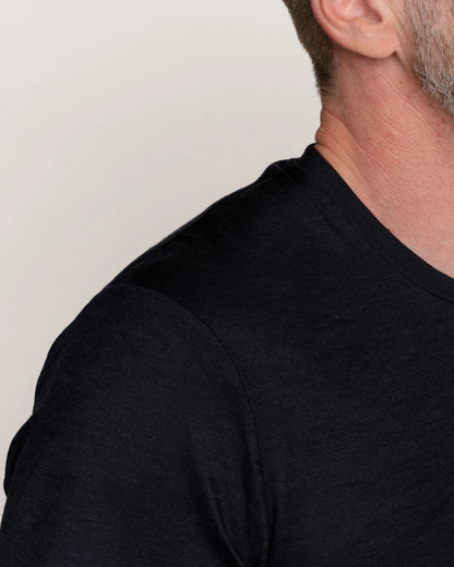 T-shirt Masculina em Lã Merino Suavidade, Respirabilidade e Corte Justo