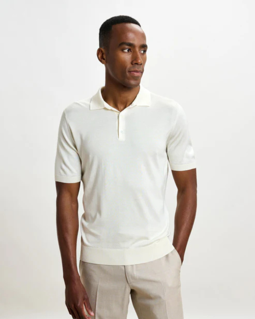 Camisa pólo com mangas curtas elásticas