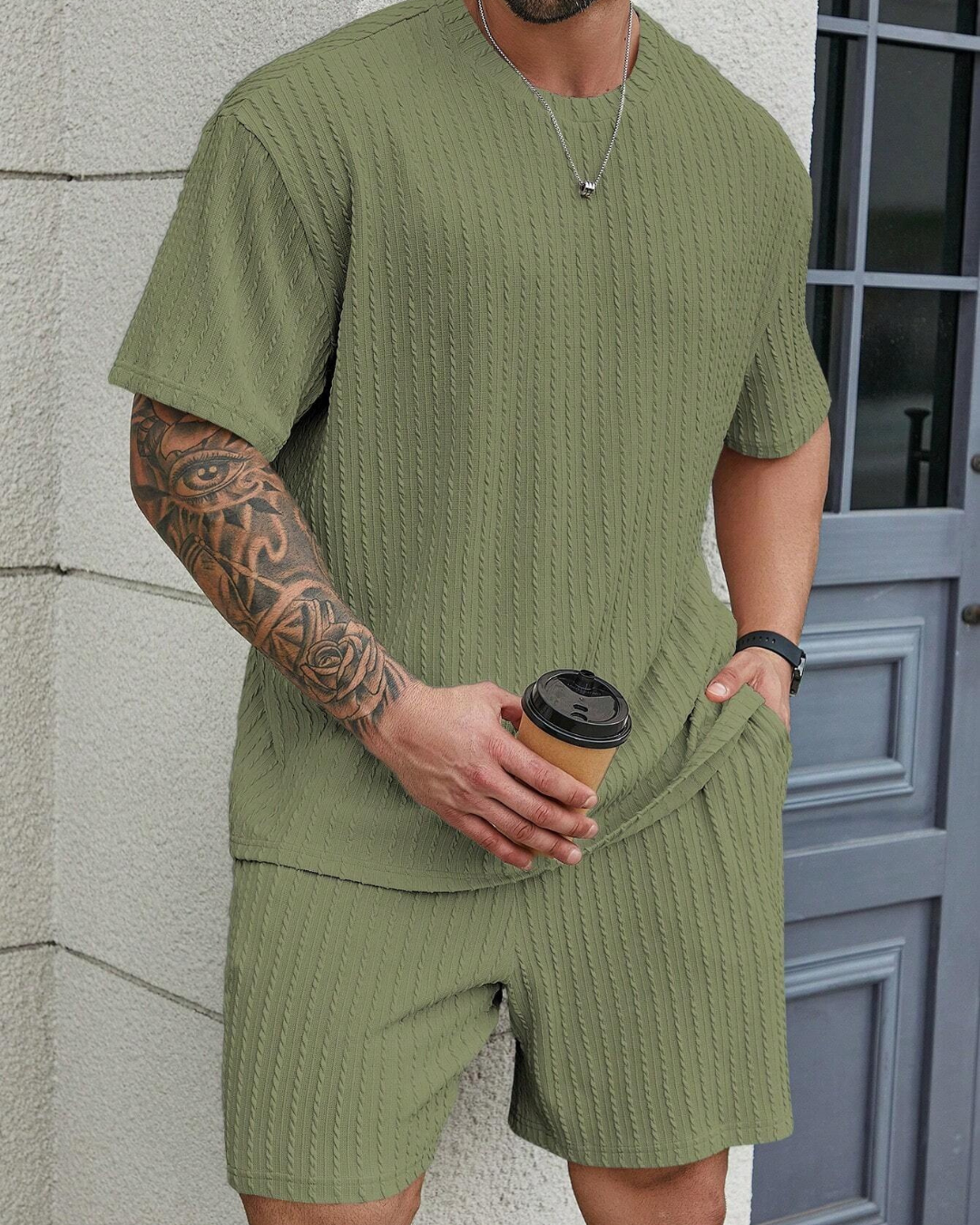 Conjunto casual de camisola de manga curta e calções para homem