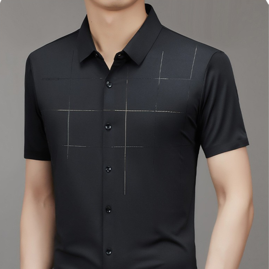 Camisa de manga curta para homem com um estilo moderno e elegante