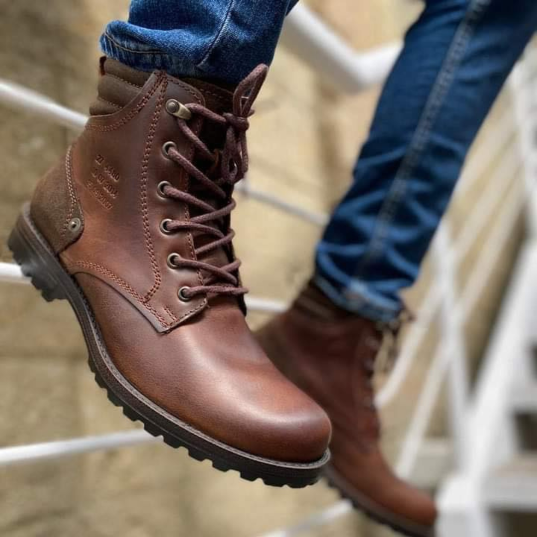 Botas vintage de couro para homem