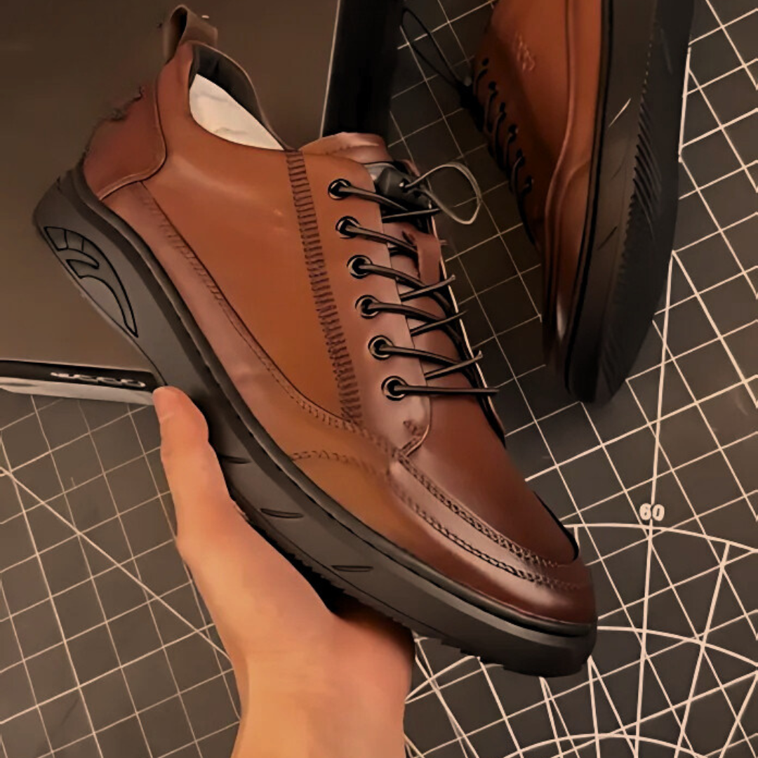 Sapatos casuais em couro com sola ergonómica para homem
