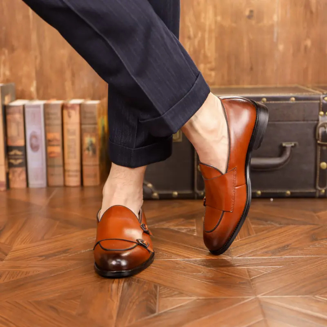Sapatos Formais de Couro para Homem com Fivelas Duplas