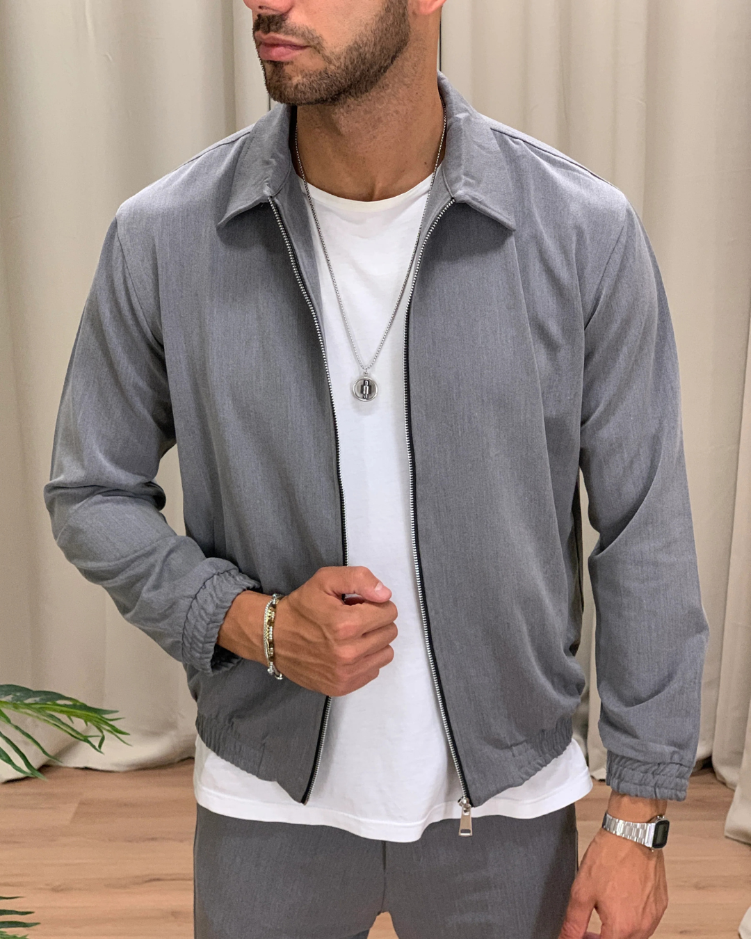 Conjunto de casaco e calças com design casual para homem