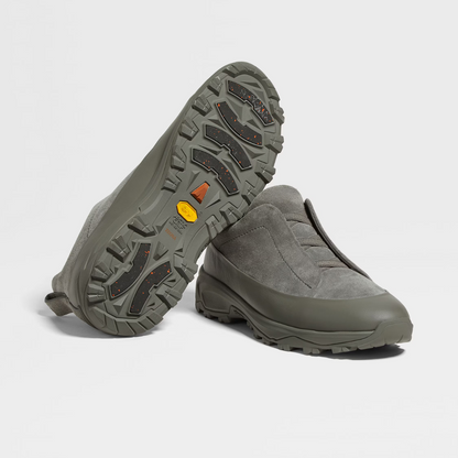 Sapatos de couro e camurça para homem