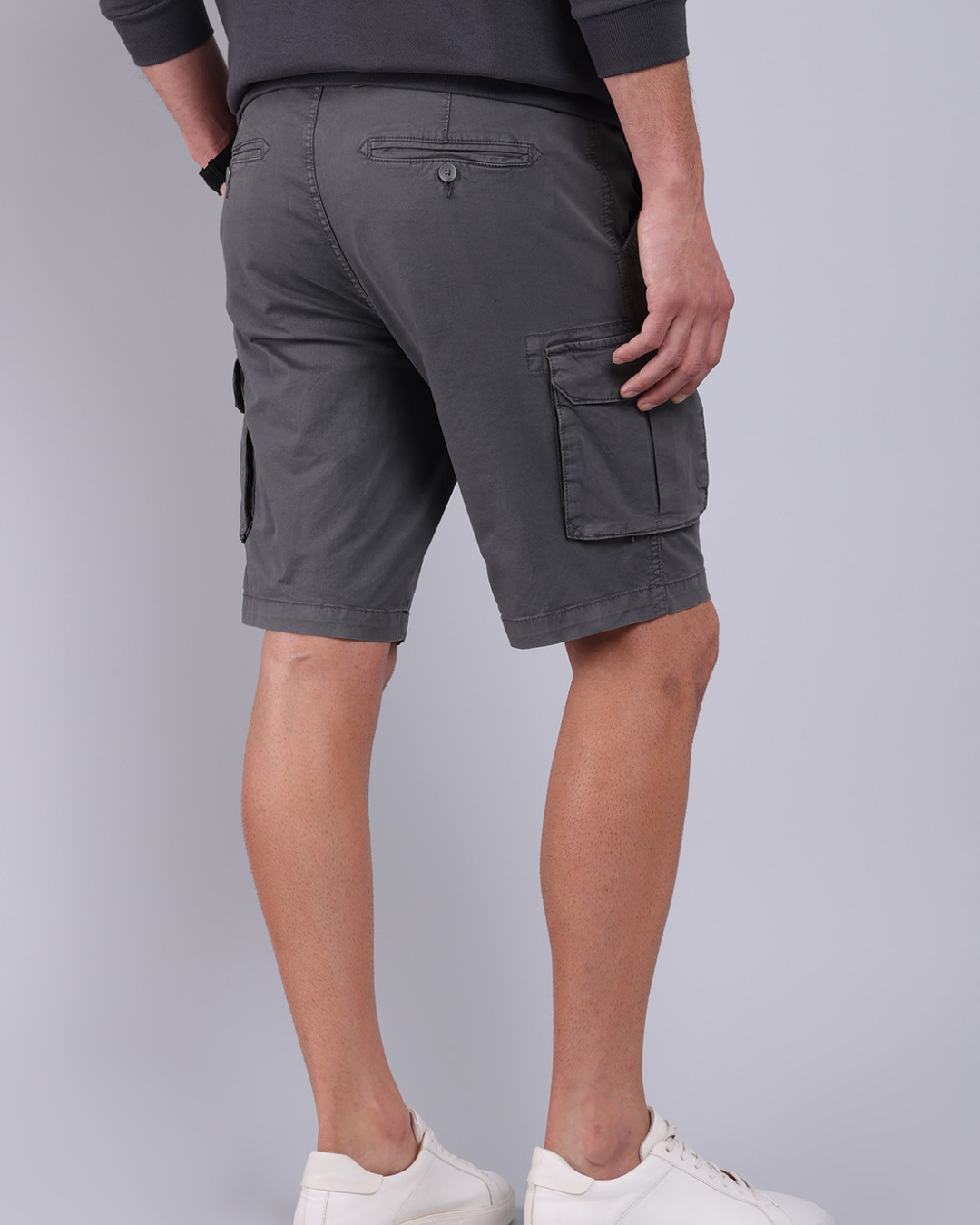 Bermuda Cargo para homem com bolsos laterais