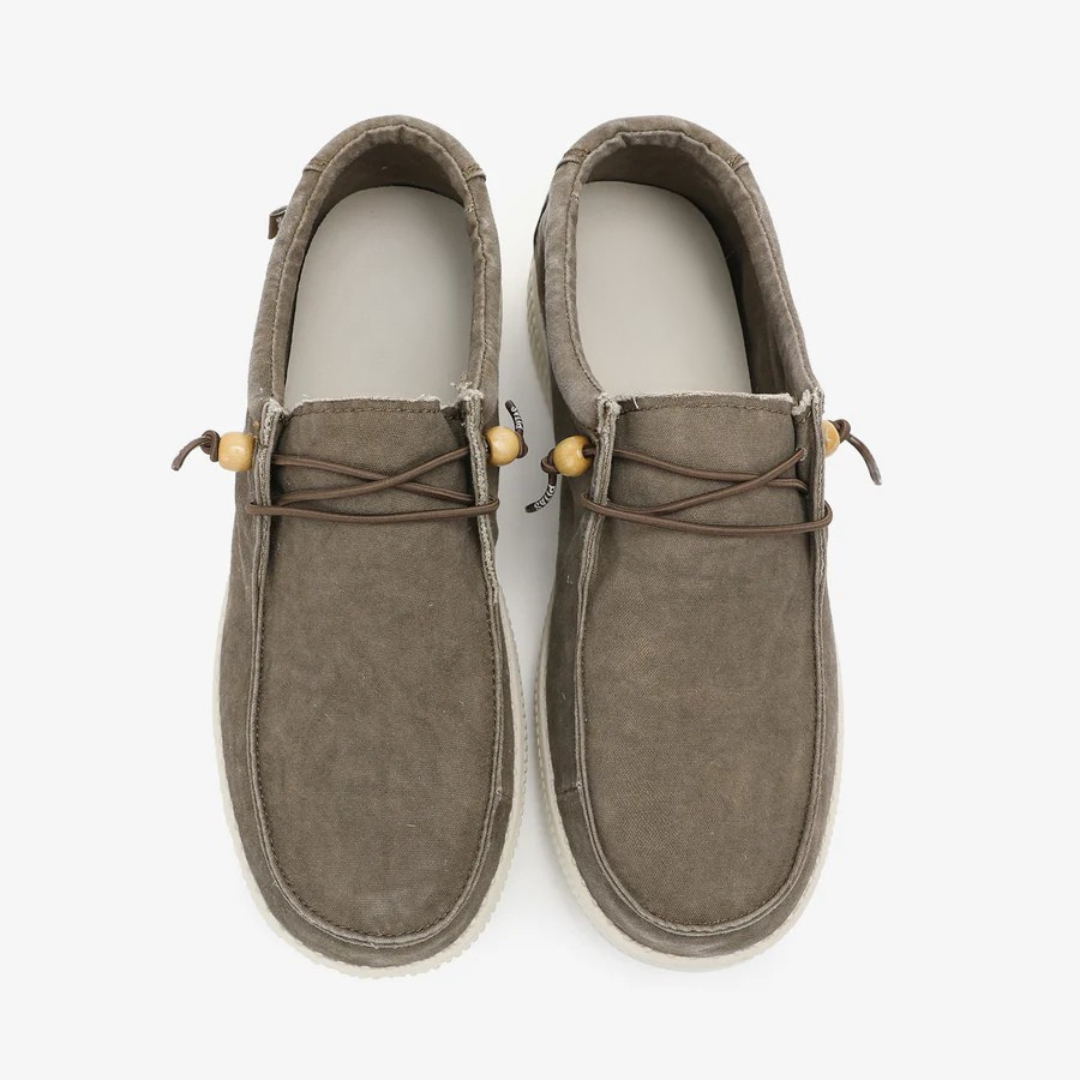 Sapatos casuais com atacadores e sola ultra-leve