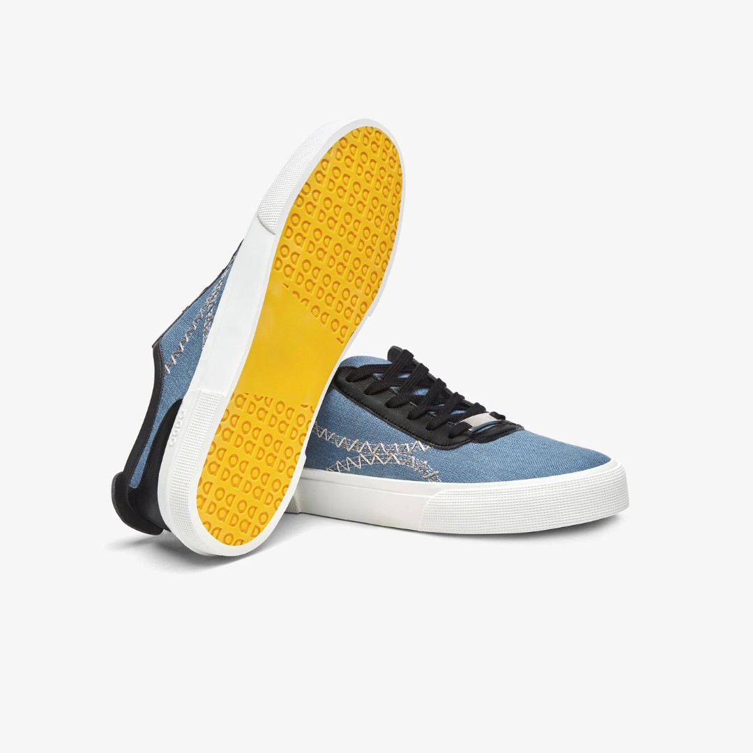 Tênis com sola antiderrapante