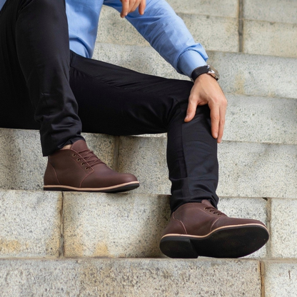 Botas de Couro Castanho com Sola Antiderrapante para Homem