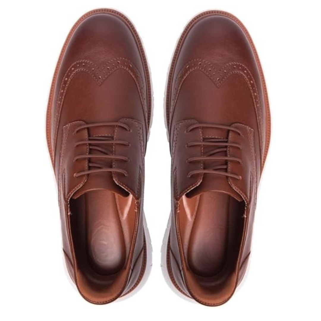 Sapatos de Couro Elegantes com Sola Antiderrapante para Homem