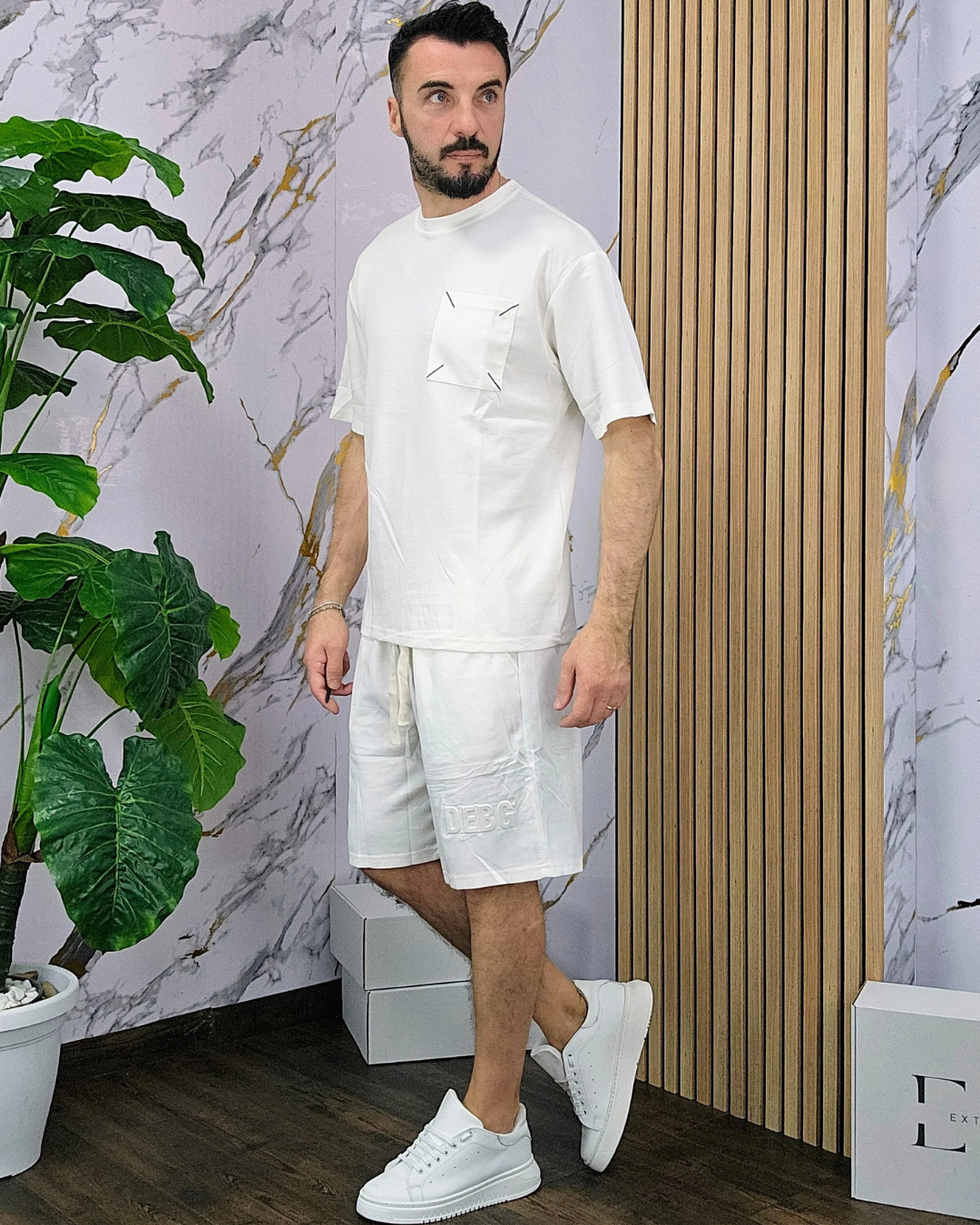 Conjunto Desportivo de Duas Peças em Tecido Respirável com um Ajuste Confortável para Homen