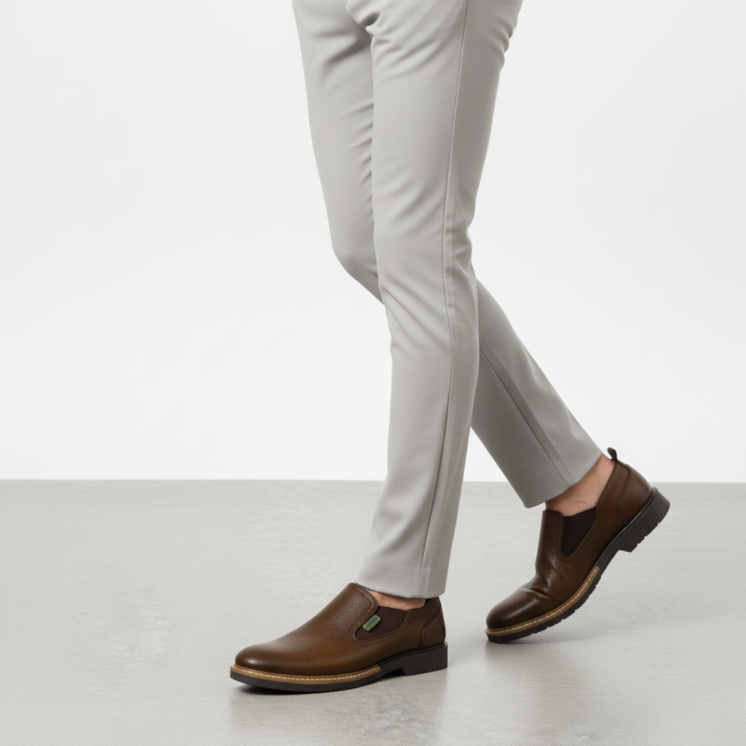 Sapatos em couro com sola ergonómica para homem