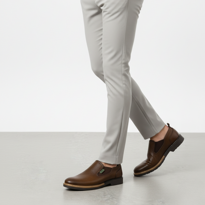 Sapatos em couro com sola ergonómica para homem