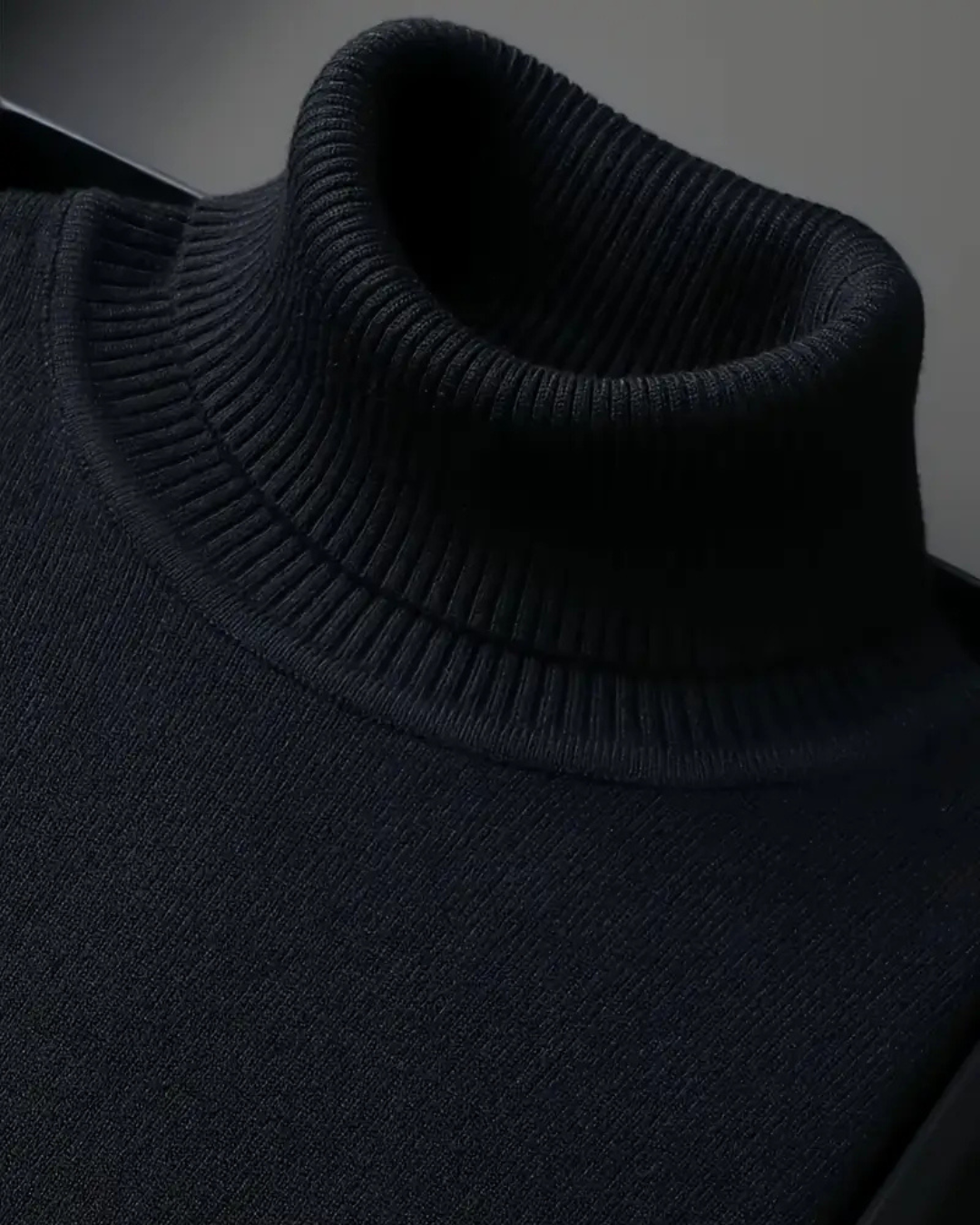 Camisola de gola alta em algodão para homem