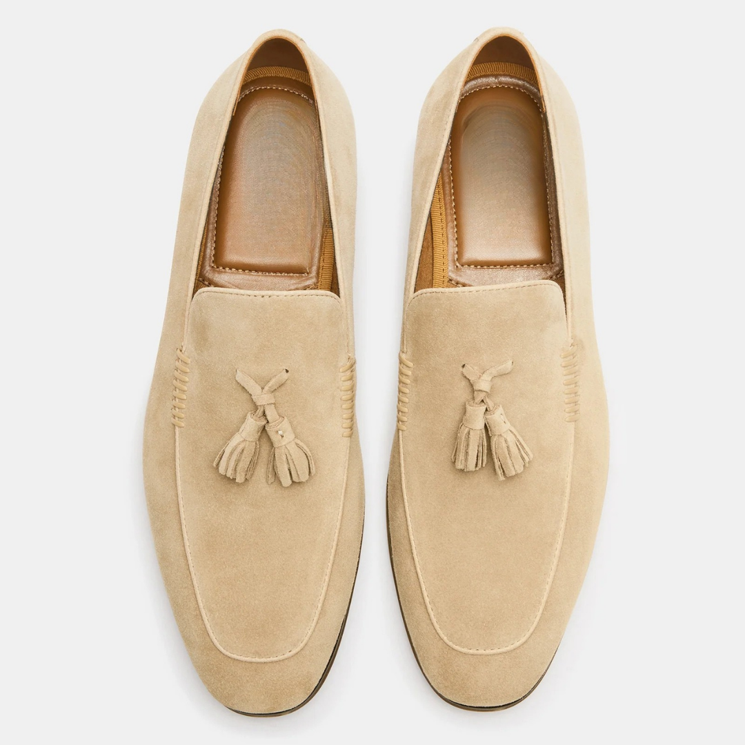 Calçado Estilo Clássico com um Toque Contemporâneo para Homen